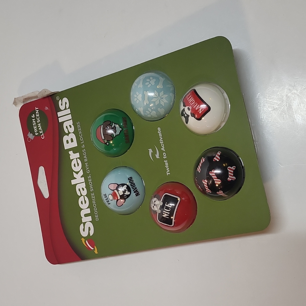 Sneaker Balls Deodorize Shoes Gym Bags & Lockers Set of 6 Dog Theme NWT